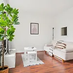 Montmartre & Palais Garnier - 1Br - Paris Vacation Rentals